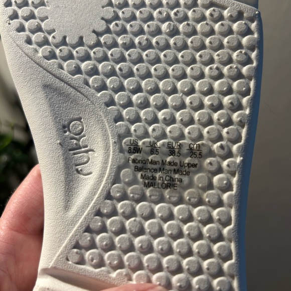 Wide Ryka Sandals - Picture 5 of 5